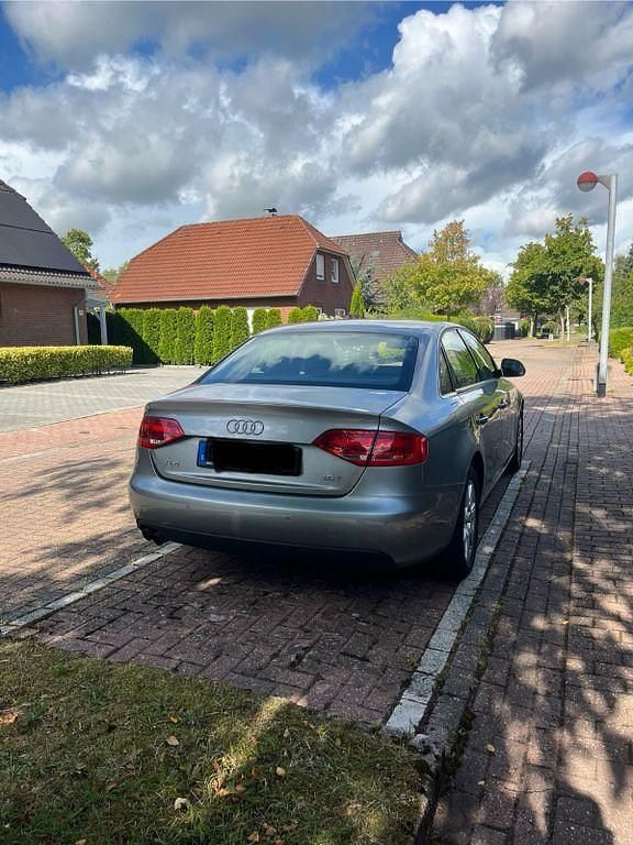 Gebraucht Audi A4 160 PS (117 kW) 2009 Silber Limousine
