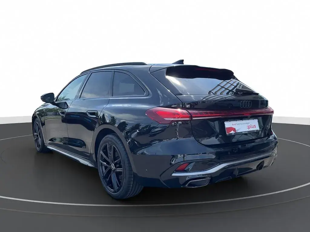 Gebraucht Audi A5 Ambiente 204 PS (150 kW) 2025 Schwarz Kombi