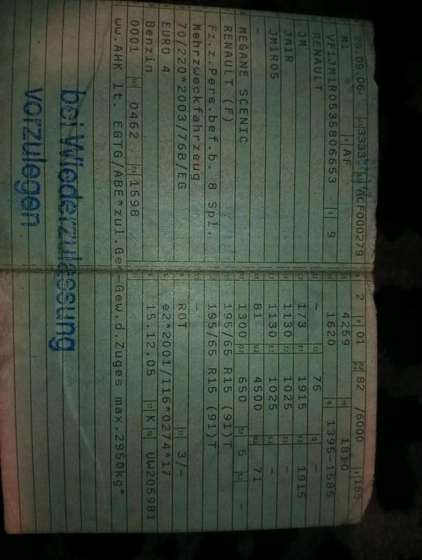 Rot Gebraucht 2006 Renault Mégane II Limousine | 1.100 € - Bild 1/4