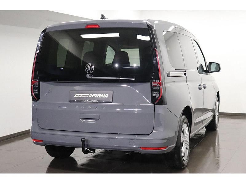 Neu VW Caddy 116 PS (85 kW) 2026 Grau Van / Kleinbus
