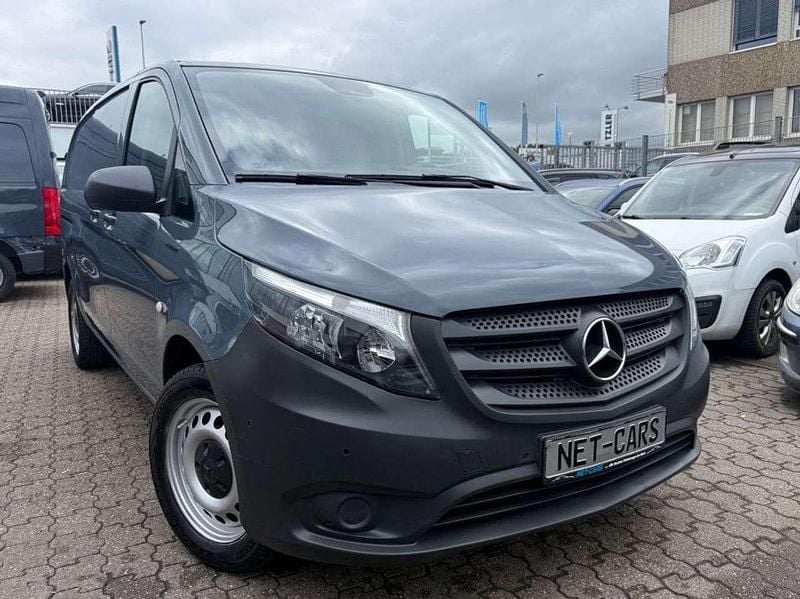 Grau Gebraucht 2020 Mercedes e-Vito Van / Kleinbus | 13.850 € (Superpreis) - Bild 1/3