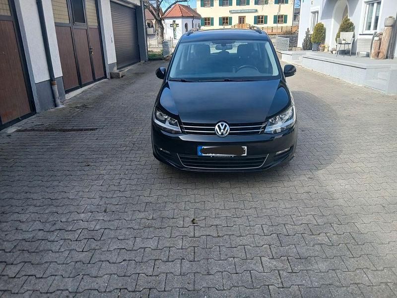 Gebraucht VW Sharan Comfortline 140 PS (102 kW) 2013 Schwarz Van / Kleinbus