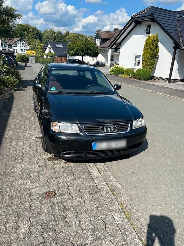 Grau Gebraucht 1998 Audi A3 Kleinwagen | 2.300 € (Teuer) - Bild 1/4
