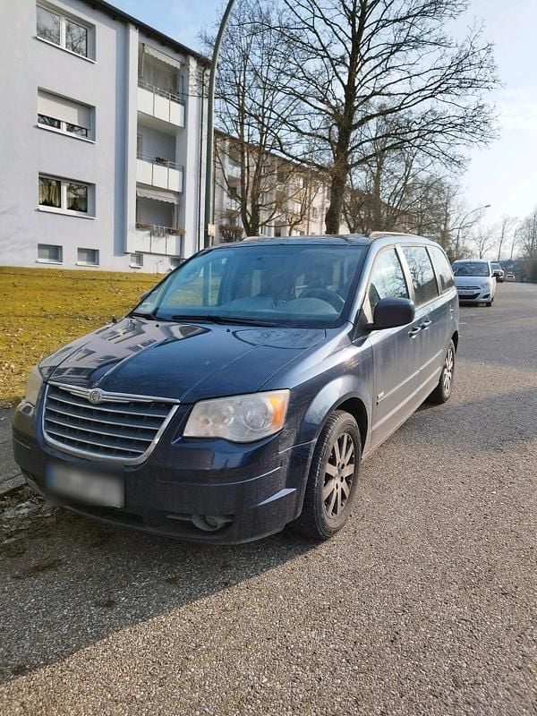 Blau Gebraucht 2008 Chrysler Town & Country Van / Kleinbus | 5.500 € - Bild 1/4