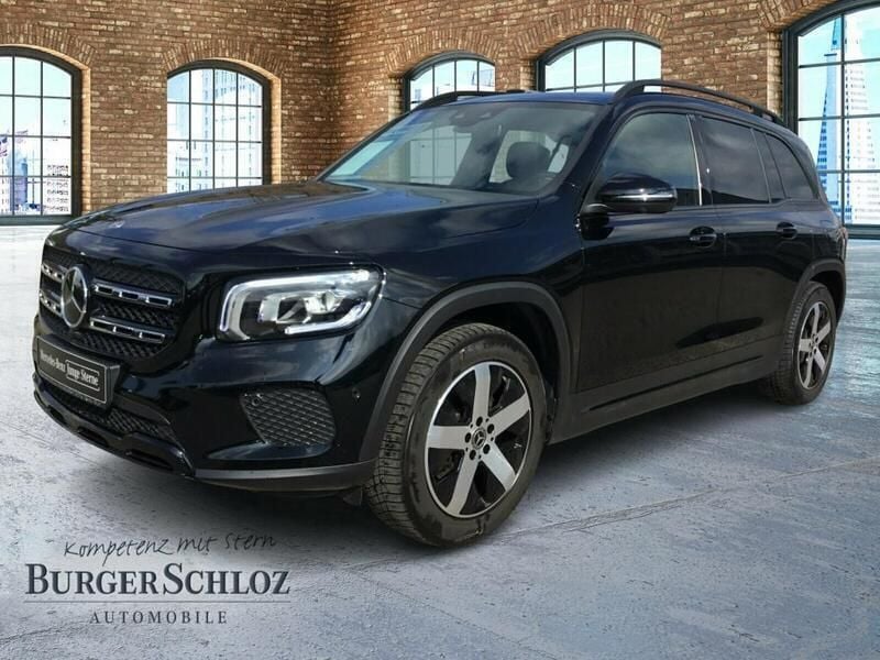 Unilack nachtschwarz Gebraucht 2021 Mercedes GLB200 Night SUV | 34.400 € (Fairer Preis) - Bild 1/4