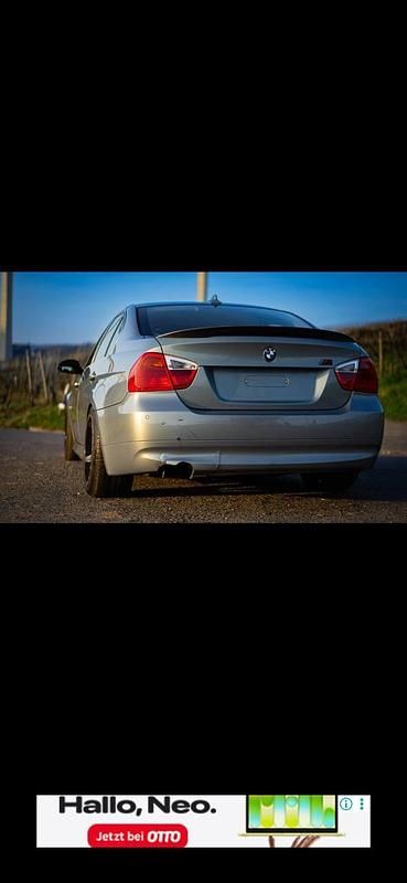 Second-hand BMW 325 Performance 218 CP (160 kW) 2006 Albastru Berlinǎ