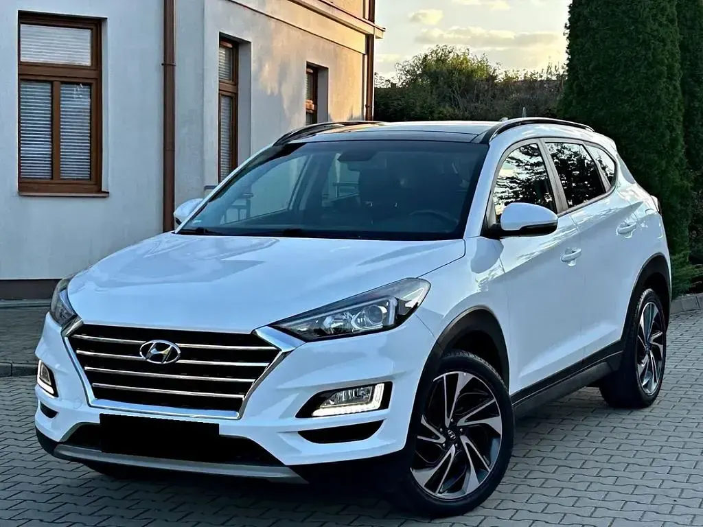 Gebraucht Hyundai Tucson Trend 177 PS (130 kW) 2019 Weiß SUV