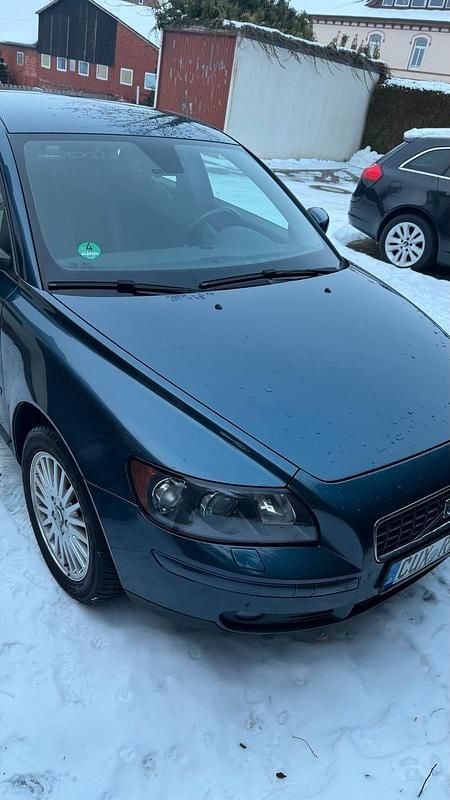 Blau Gebraucht 2006 Volvo S40 Limousine | 2.700 € (Guter Preis) - Bild 1/4