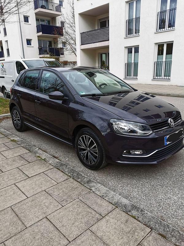 Grau Gebraucht 2016 VW Polo Allstar Kleinwagen | 8.800 € (Guter Preis) - Bild 1/4
