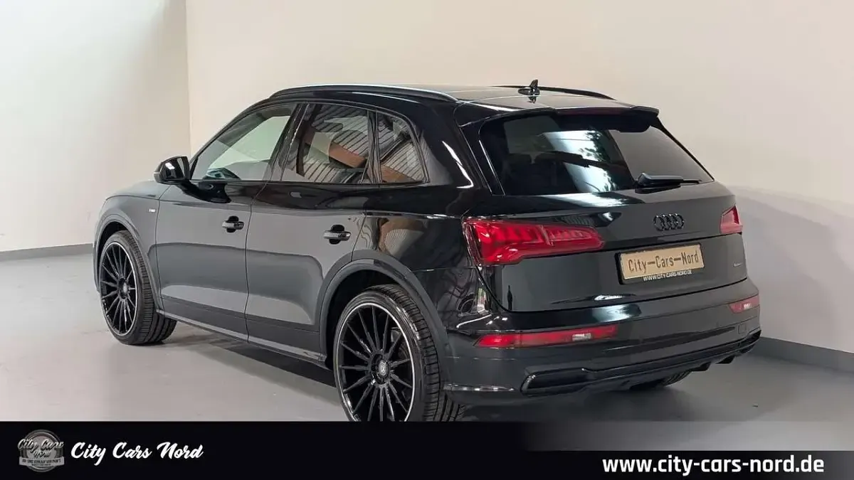 Gebraucht Audi Q5 Sport 286 PS (210 kW) 2019 Mythosschwarz SUV