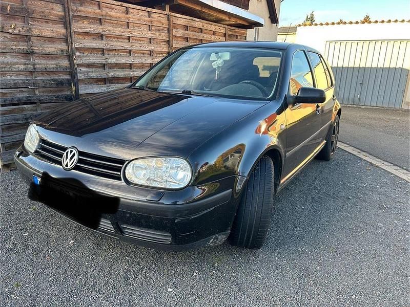 Schwarz Gebraucht 2000 VW Golf IV Basis Limousine | 1.800 € (Fairer Preis) - Bild 1/3