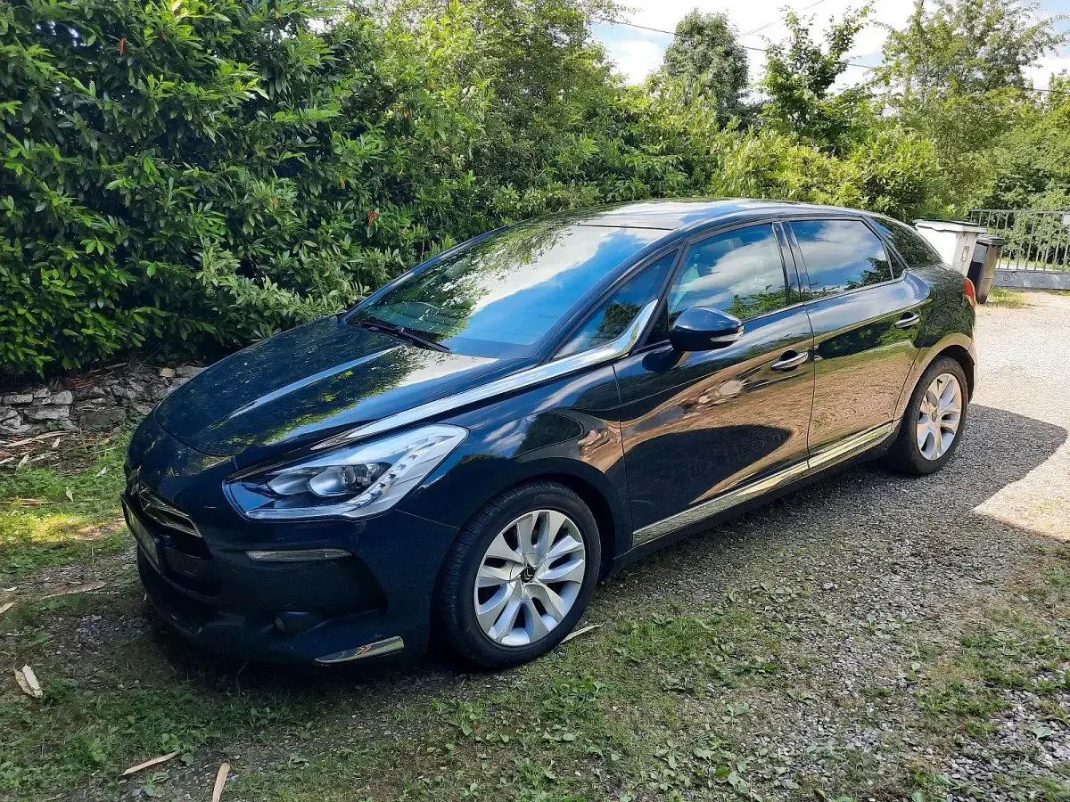 Gebraucht Citroën DS5 So Chic 112 PS (82 kW) 2012 Grau Kleinwagen