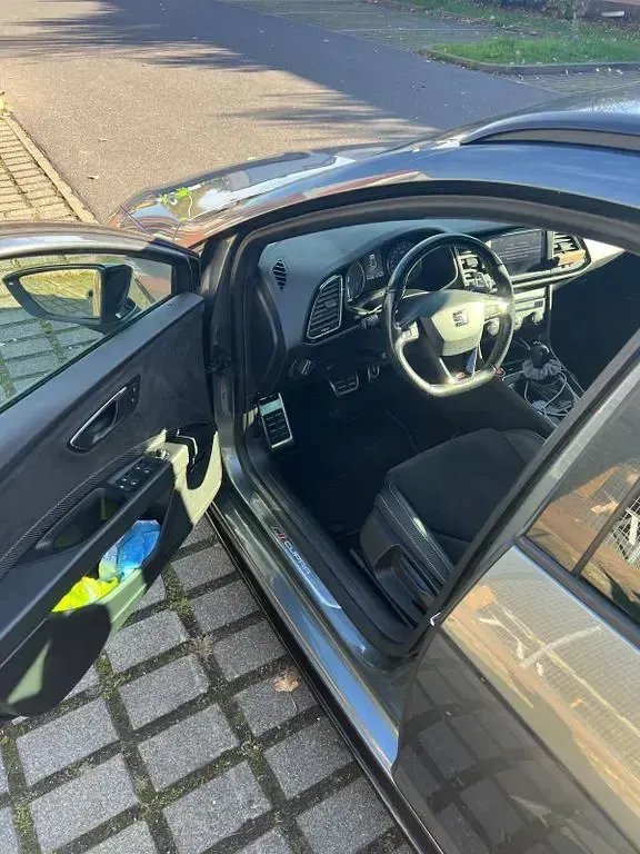Gebraucht Cupra Leon 300 PS (220 kW) 2017 Grau Limousine