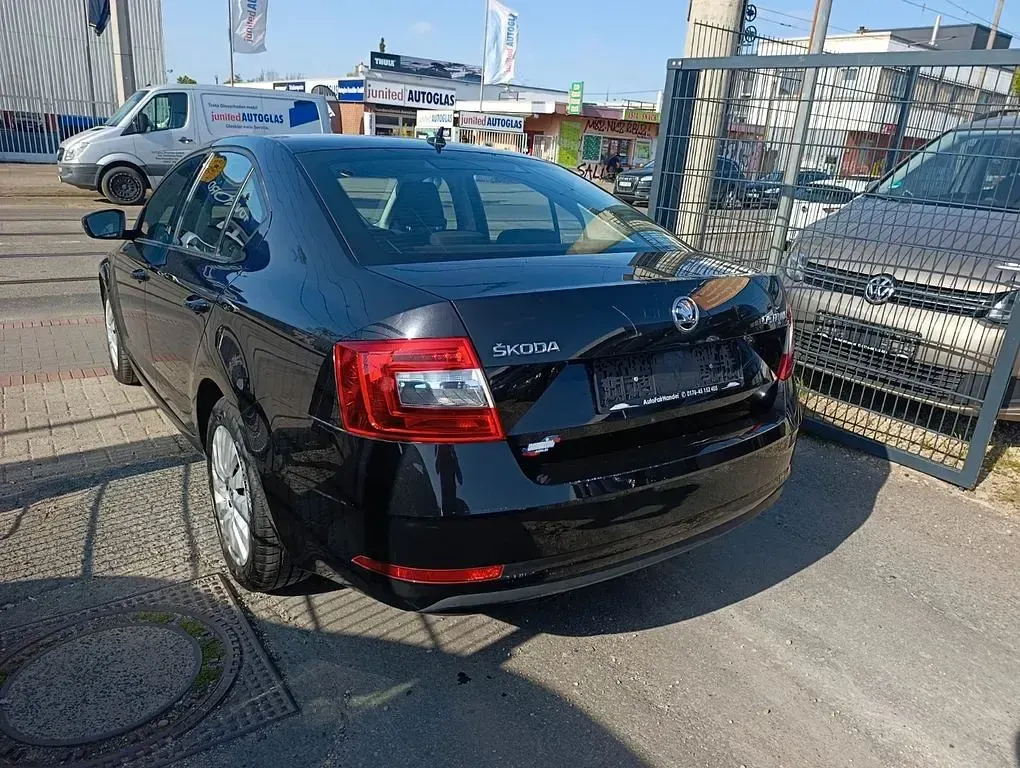 Gebraucht Skoda Octavia 86 PS (63 kW) 2018 Schwarz Limousine