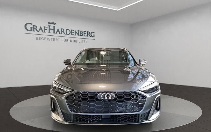 Gebraucht Audi A5 S-Line 204 PS (150 kW) 2025 Daytonagrau perleffekt Kombi