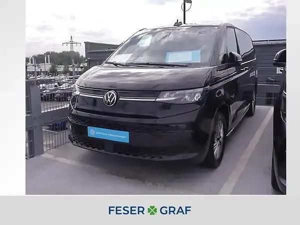 Deep black perleffekt Gebraucht 2024 VW Multivan Van / Kleinbus | 52.440 € (Fairer Preis) - Bild 1/2