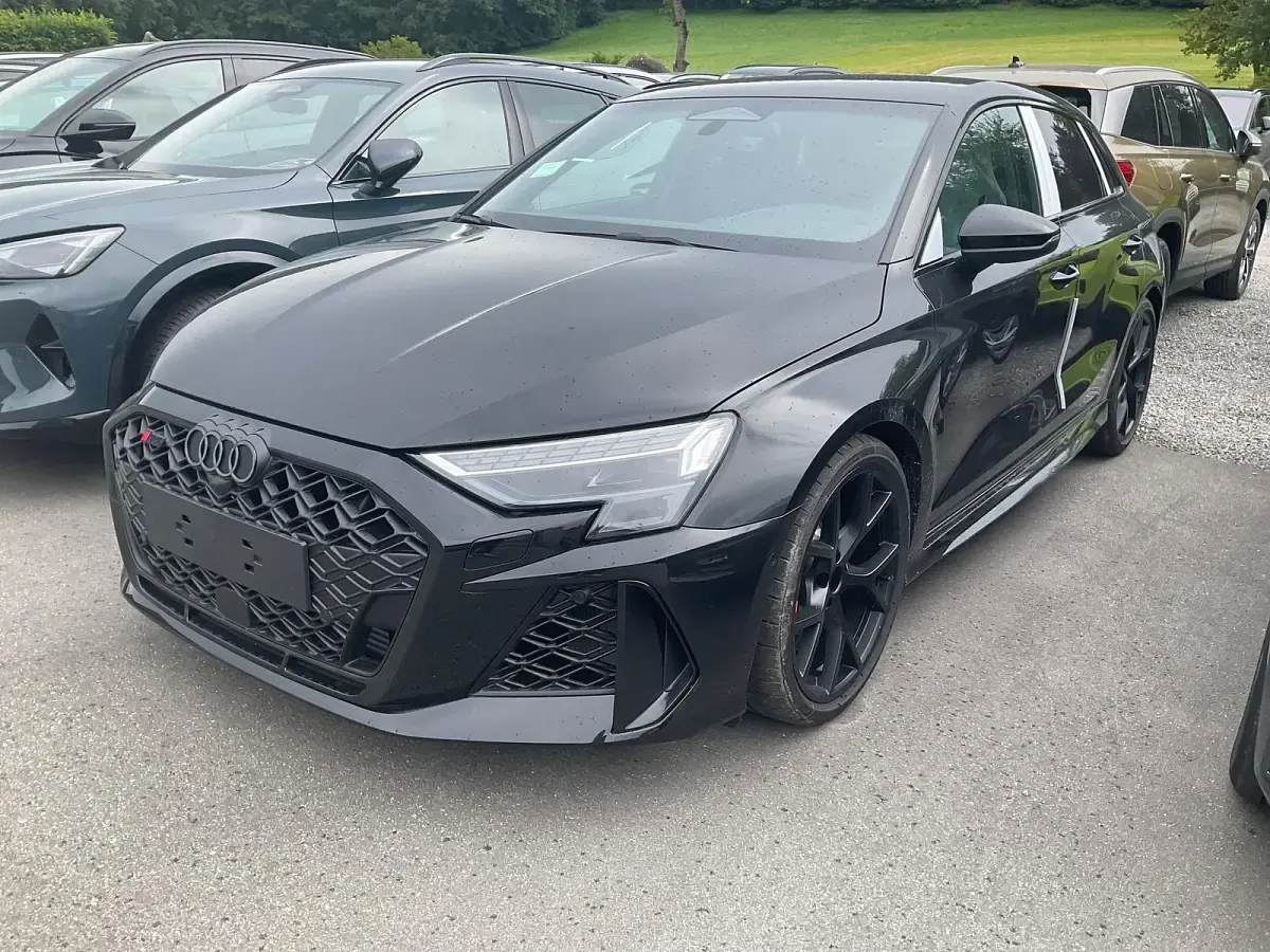 Gebraucht Audi RS3 400 PS (294 kW) 2026 Limousine