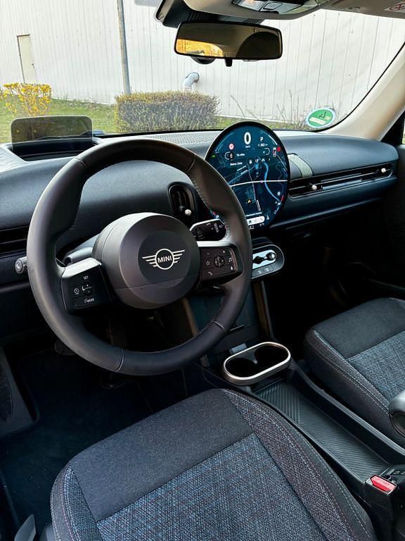 Gebraucht Mini Cooper Essential 114 kW (156 PS) 2025 Blau Kleinwagen