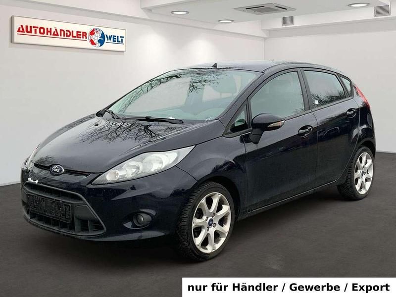 Gebraucht Ford Fiesta Champions Edition 82 PS (60 kW) 2012 Schwarz Kleinwagen