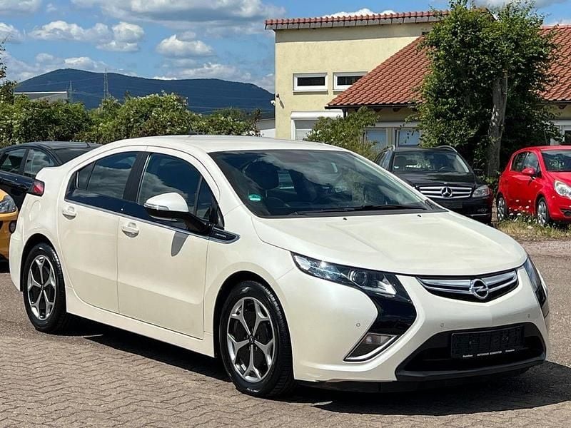 Weiß Gebraucht 2012 Opel Ampera Edition Kleinwagen | 8.999 € (Fairer Preis) - Bild 1/4