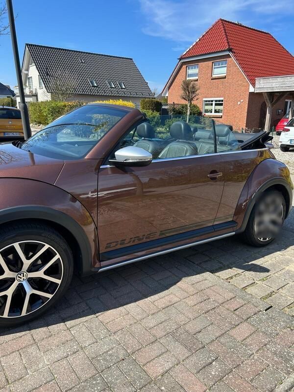 Braun Gebraucht 2018 VW Beetle Dune Cabrio | 24.950 € (Etwas zu teuer) - Bild 1/4