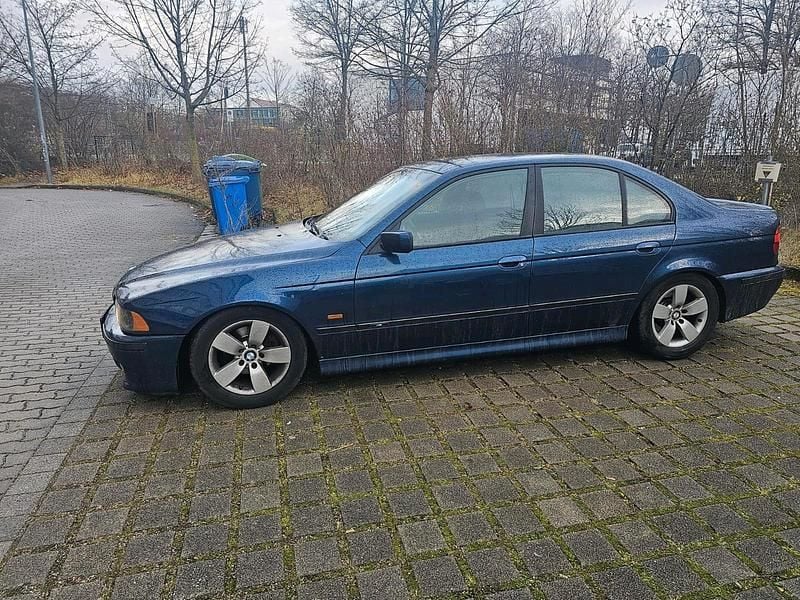 Gebraucht BMW 523 M Sport 170 PS (125 kW) 2000 Blau Limousine