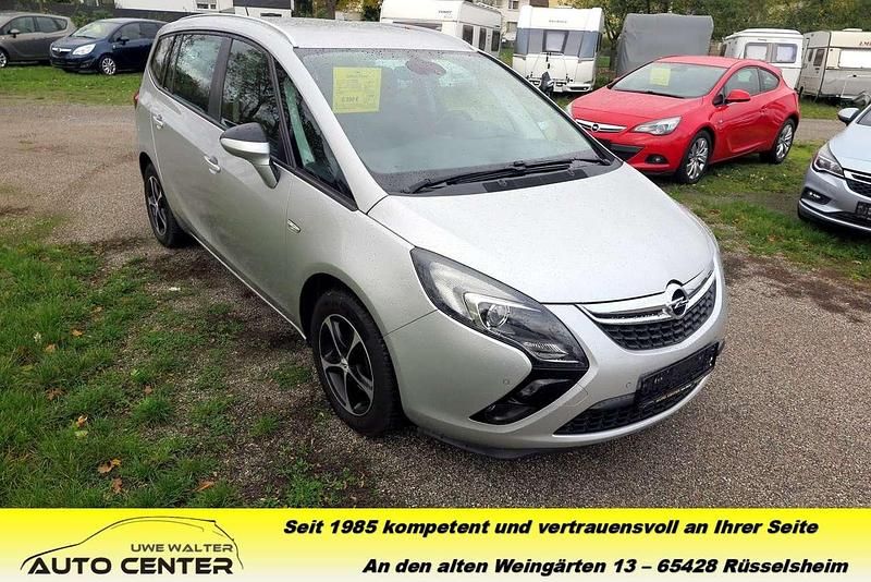 Silber Gebraucht 2012 Opel Zafira Tourer Van / Kleinbus | 6.990 € (Fairer Preis) - Bild 1/4