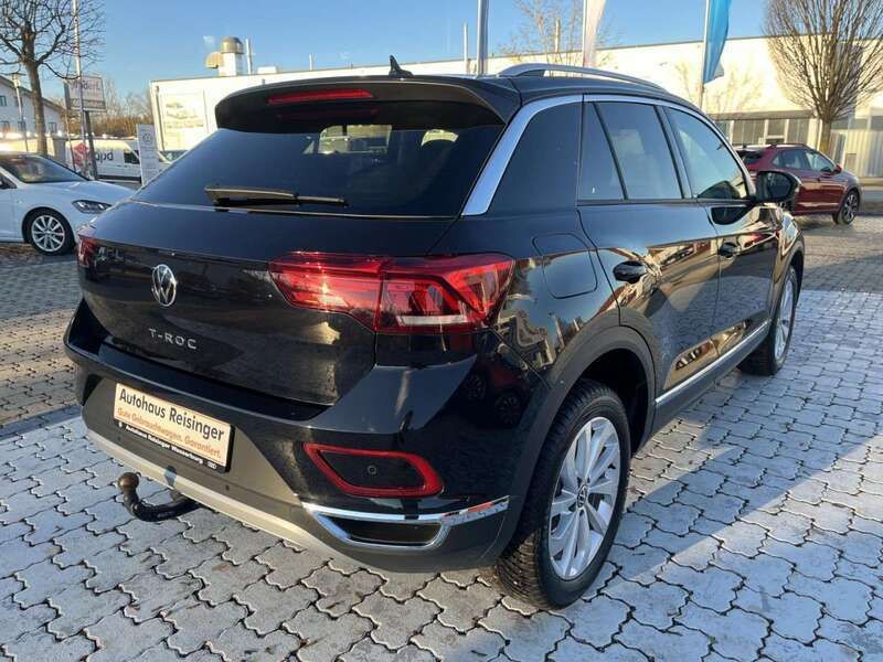Gebraucht VW T-Roc Style 150 PS (110 kW) 2024 Deep black perleffekt SUV