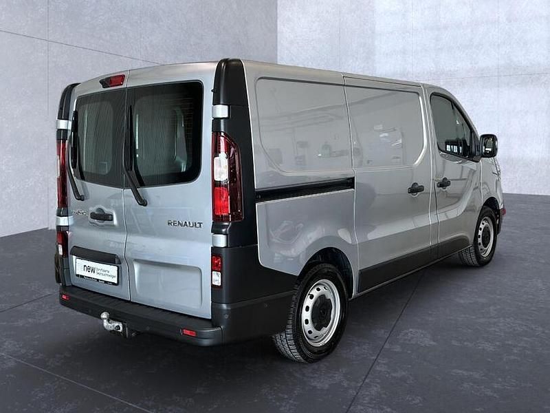 Gebraucht Renault Trafic Komfort 150 PS (110 kW) 2023 Highland grey Van / Kleinbus