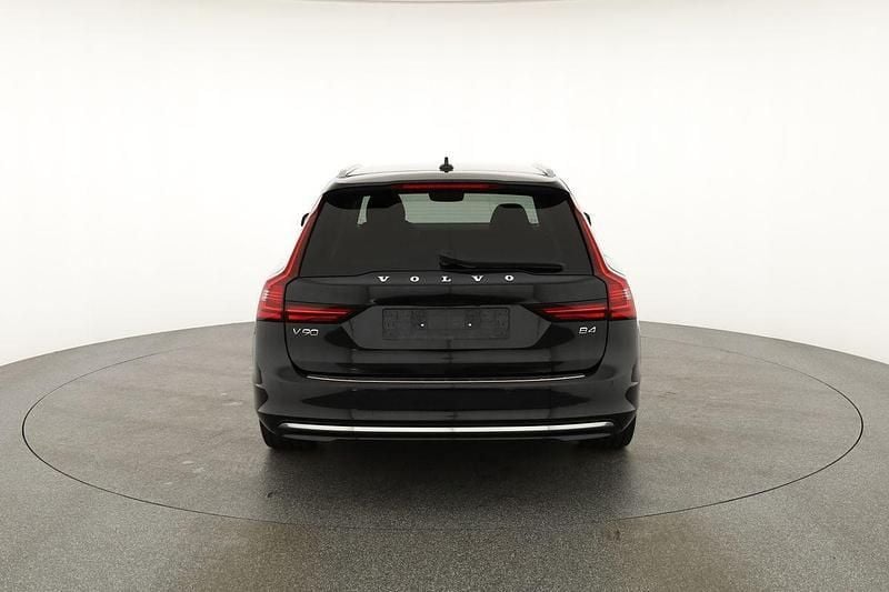 Onyx black Gebraucht 2023 Volvo V90 Plus Kombi | 36.475 € (Superpreis) - Bild 1/4