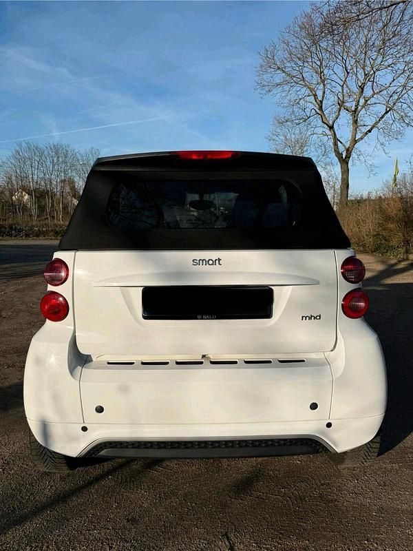 Gebraucht Smart ForTwo Cabrio 71 PS (52 kW) 2013 Weiß Cabrio