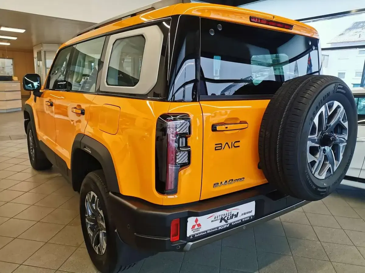 Neu Baic BJ40 234 PS (172 kW) 2026 Orange SUV