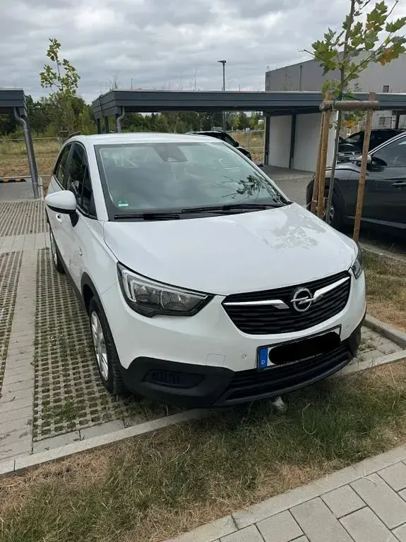 Gebraucht Opel Crossland 83 PS (61 kW) 2020 Weiß SUV