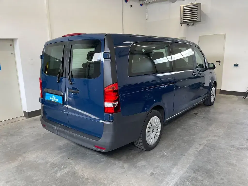 Gebraucht Mercedes Vito 136 PS (100 kW) 2023 Stahlblau Van