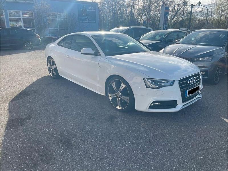 Gebraucht Audi A5 Sport 211 PS (155 kW) 2013 Weiß Coupé