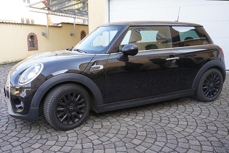 Second-hand Mini Cooper D 116 CP (85 kW) 2014 Negru Hatchback