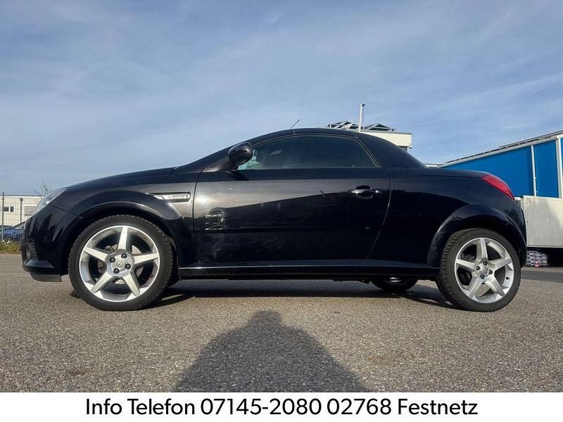 Schwarz Gebraucht 2009 Opel Tigra Edition Cabrio | 4.999 € (Teuer) - Bild 1/4