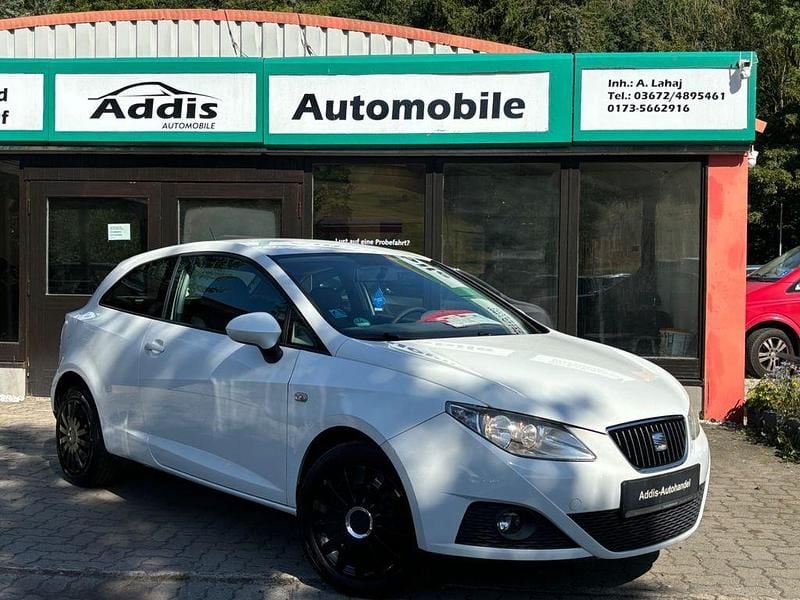 Weiß Gebraucht 2009 Seat Ibiza SC Stylance Kleinwagen | 3.199 € (Fairer Preis) - Bild 1/4