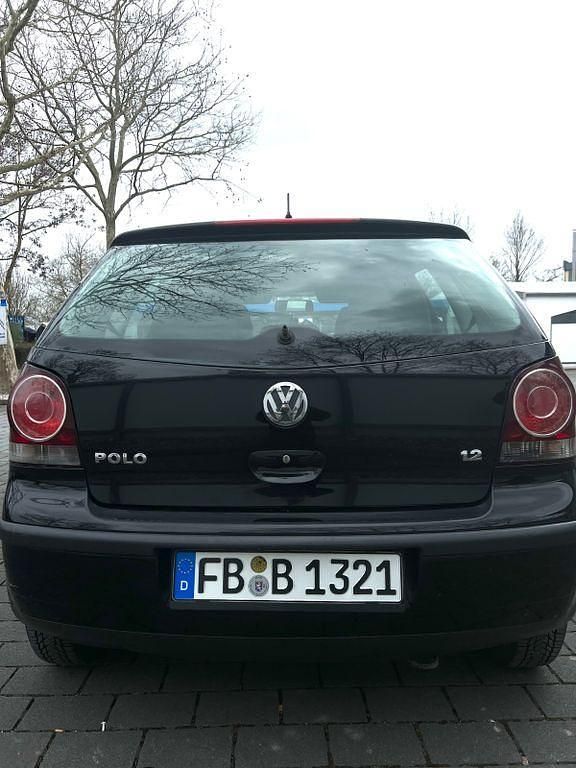 Gebraucht VW Polo Comfortline 64 PS (47 kW) 2005 Schwarz Kleinwagen