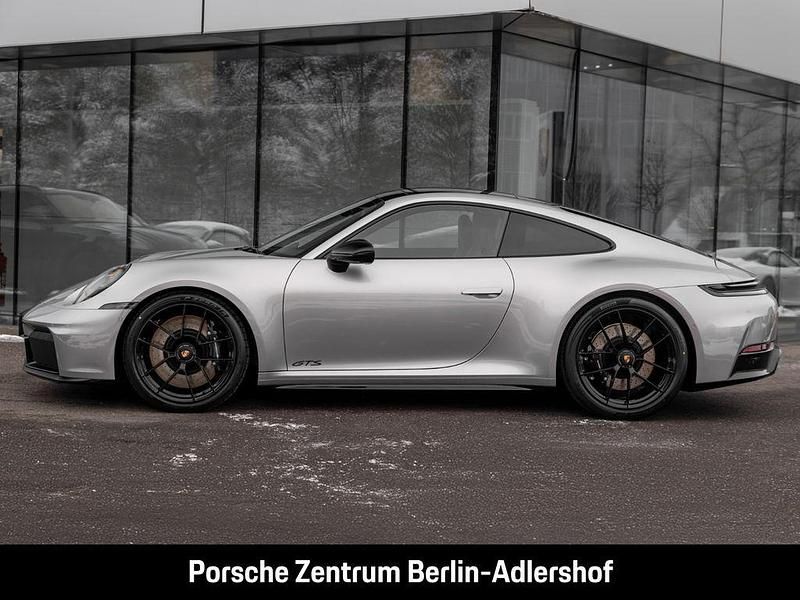 Neu Porsche 911 Carrera 4 GTS 541 PS (397 kW) 2025 Silber Coupé