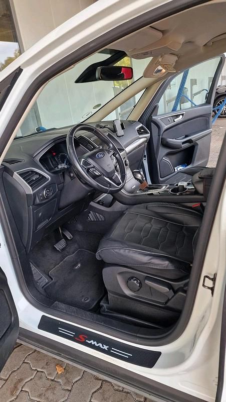 Gebraucht Ford S-MAX S 110 PS (80 kW) 2017 Weiß Van / Kleinbus