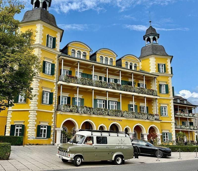 Second-hand Ford Transit 65 CP (47 kW) 1977 Verde Monovolum