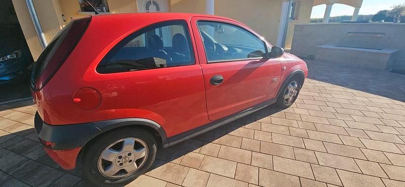 Gebraucht Opel Corsa 90 PS (66 kW) 2003 Rot Kleinwagen