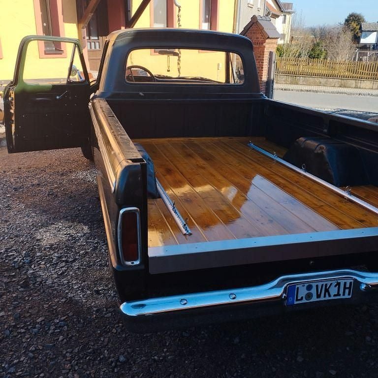 Gebraucht Ford F100 320 PS (235 kW) 1966 Grün Abholung