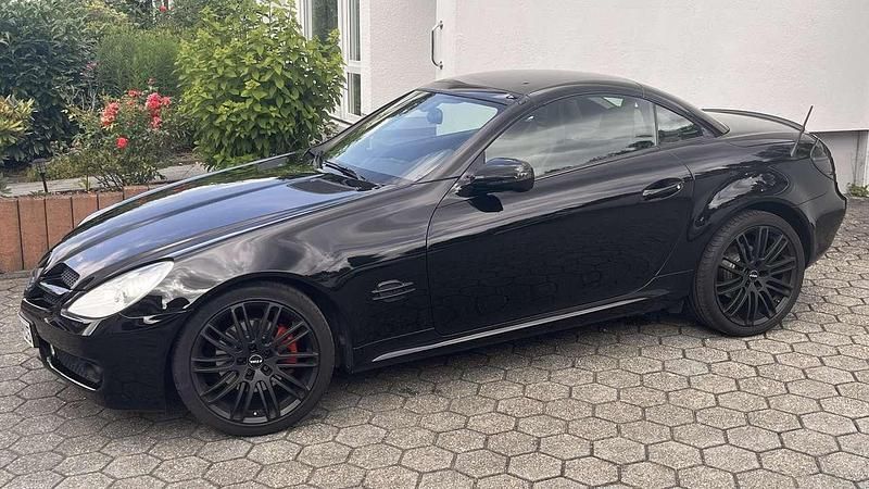 Schwarz Gebraucht 2008 Mercedes SLK200 Cabrio | 11.500 € (Fairer Preis) - Bild 1/4