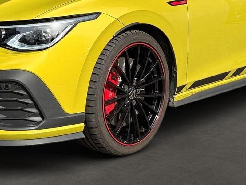 Gebraucht VW Golf VIII Style 301 PS (221 kW) 2023 Limonengelb Limousine