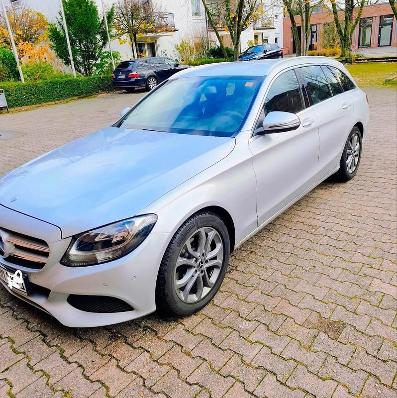 Gebraucht Mercedes C180 Avantgarde 156 PS (114 kW) 2017 Silber Kombi
