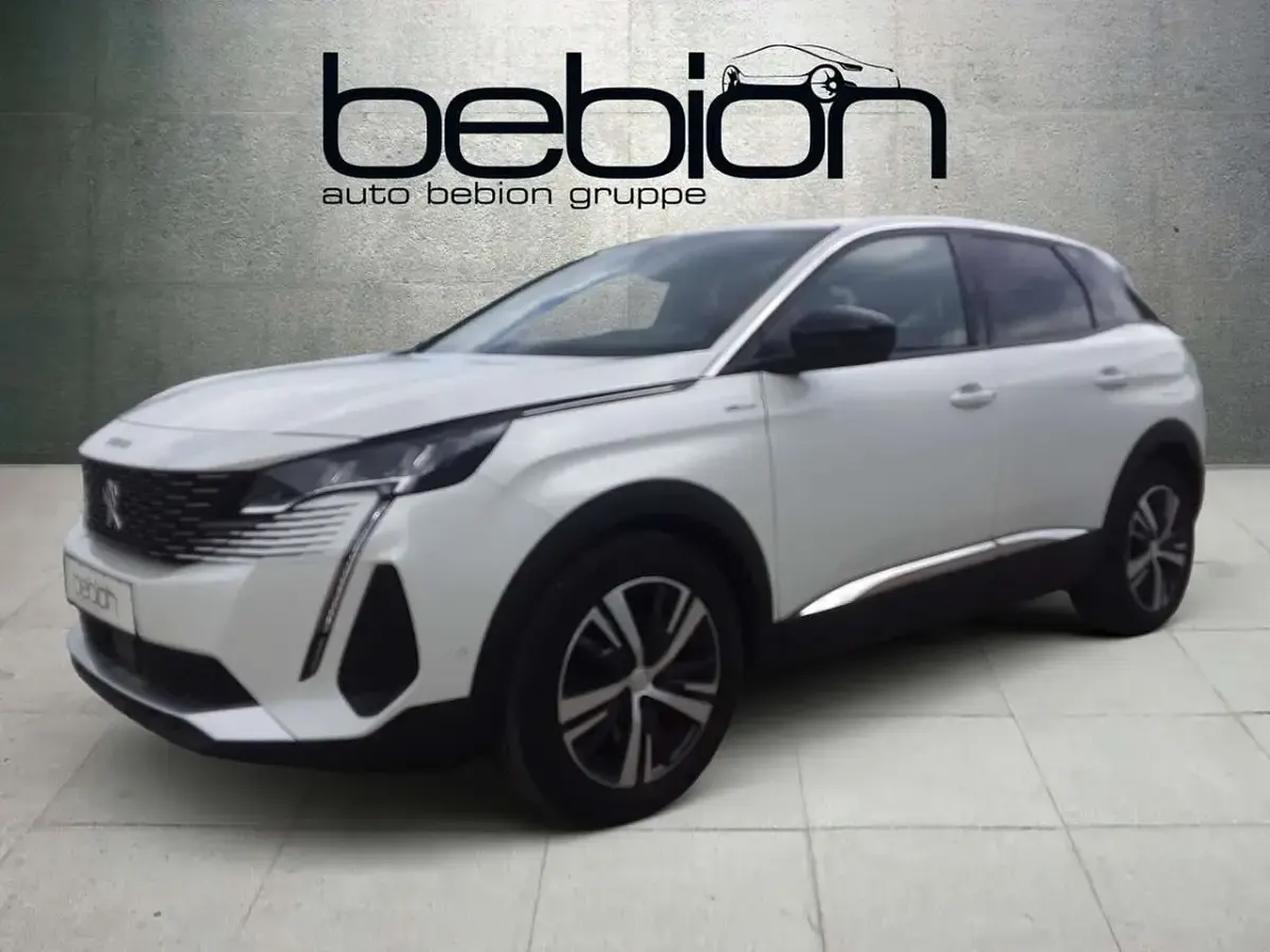 Gebraucht Peugeot 3008 Allure 224 PS (164 kW) 2022 Weiß SUV