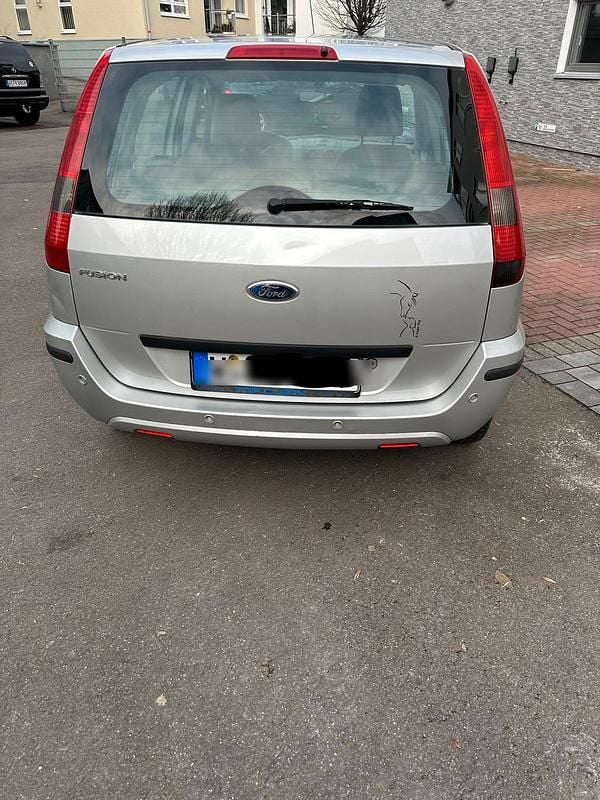 Gebraucht Ford Fusion 80 PS (58 kW) 2005 Grau Limousine