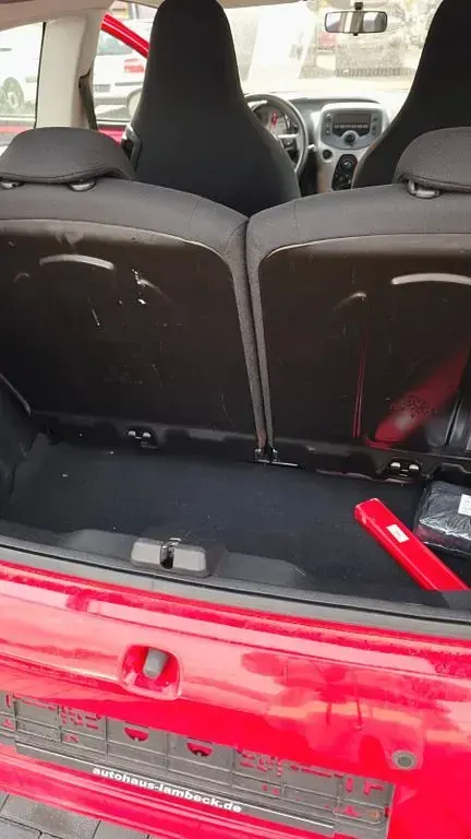 Gebraucht Peugeot 108 Active 69 PS (50 kW) 2020 Rot Kleinwagen